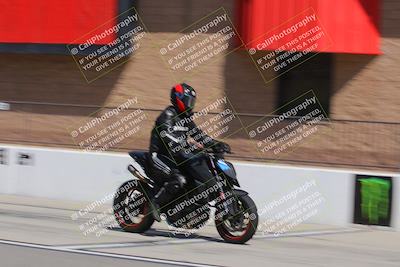media/Aug-27-2022-Fastrack Riders (Sat) [[c588535105]]/Level 2/Session 1 Start Finish/